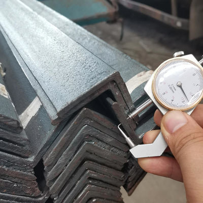 Ζυγισμένο χάλυβα L γωνίες Σίδηρο με τρύπες 100mmx100x10mm πάχος για πόρτες γκαράζ BA/2B/NO.1/NO.3/NO.4/8K/HL/2D/1D επιφάνεια
