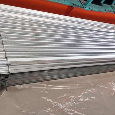 αντοχή Σιδηροπλακέτα Ζινκ Ζυθοποιημένο DX51D DX52D 20 μεγέθους κυματοειδές χαρτί οροφής μετάλλου για Custom κυματοειδές χαρτί οροφής