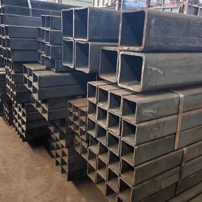 30x30x2mm Χάλυβα άνθρακα Συσσωρευτικό τετραγωνικό σωλήνα με εξατομικευμένες διαστάσεις και μαύρο σιδερένιο σωλήνα 25mm x 25mm 1,5mm πάχος
