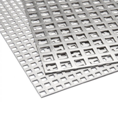 Ανώτατη μηχανική ικανότητα 0,5 mm 0,65 mm 0,8 mm 2,5 mm 304 από ανοξείδωτο χάλυβα Έξαγωνη στρογγυλή διάτρηση διάτρητου φύλλου για επίπεδο φύλλο