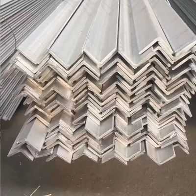 80x80x6 2b Επιφάνεια από ανοξείδωτο χάλυβα με σχήμα L Προφίλ πλακιδίων Τεχνή κοπή και τρύπηση ίσης γωνίας Tolerance Bar ± 1%