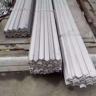 Ίδιο μη κράμα ASTM S355 2 ουγκιές Διορθωτική γωνιακή ανοξείδωτη μεταλλική μπάρα ντουλάπι τραπέζι καρέκλα 63x63x5 χάλυβα Notching σχήμα L
